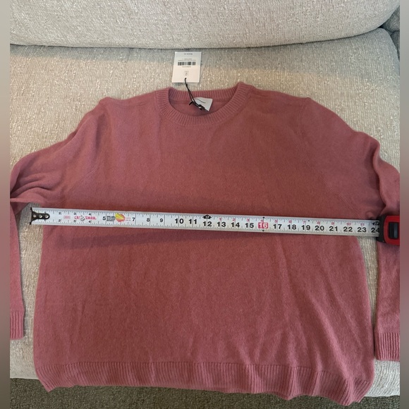 Reformation NWT Boyfriend Sweater in Dried Rose 🥀 - Picture 7 of 7